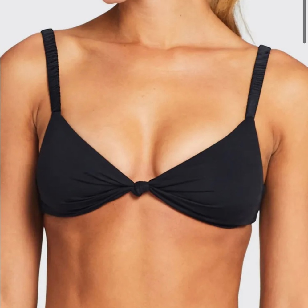 NWT Sold out Vitamin A Zuri Bralette Bikini
